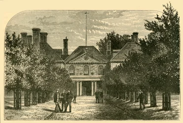 Het Oude Huis, vanaf de Hof, 1898