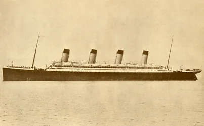De Olympic White Star Line op zee