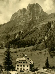 De Plockenpas in het Carnische Alpengebergte, Oostenrijk, ca. 1935