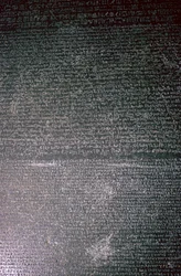 De Steen van Rosetta, Egyptisch, Ptolemaeïsche periode, 196 v.Chr.