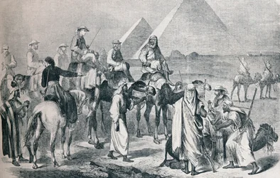 Het koninklijke gezelschap verlaat het kampement in Gizeh, Egypte