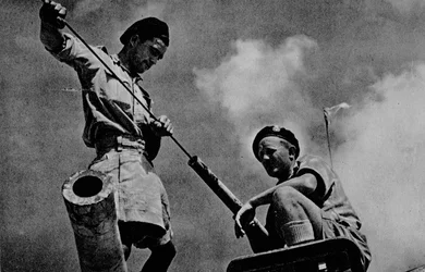 De tankbemanningen bereiden zich voor..., 1942-1944