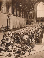 De slachtoffers van de R101 luchtschipramp opgebaard in Westminster Hall, Londen, 1930 1935
