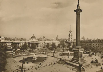 Trafalgar Square. Waar de Koningsvalken Ooit Werden Gehouden Samen met de Koninklijke Paarden