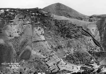 Vulkanische krater tussen Las Palmas en Atalaya, Gran Canaria, Canarische Eilanden, Spanje, 20e eeuw