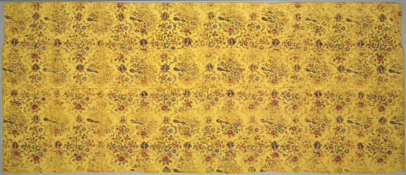 Wandbekleding met flora, pauwen en portretmedaillons, jaren 1800