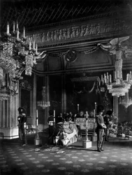 Wanneer de dag van arbeid voorbij is, de lijkstaat, 1910