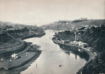 Whitby - Algemeen uitzicht op de stad, 1895