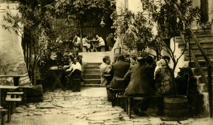 Wijnmakerij in Grinzing, Wenen, Oostenrijk, ca. 1935