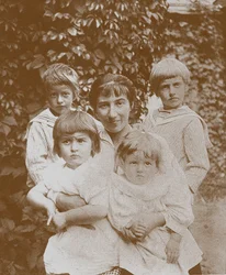 Zinaida Serebriakova met haar kinderen, 1920s
