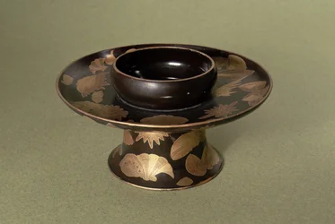 Kopstandaard met Nashiji-decoratie, Japans, 19e eeuw