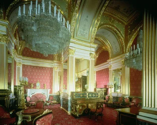 De Gouden Kamer van de Tsaritsa, in de privé-appartementen van het Grote Kremlin-paleis