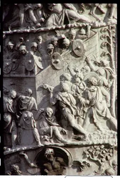 Zuil van Trajanus, gebouwd ter viering van de overwinning op de Daciërs, mogelijk ontworpen door Apollodorus van Damascus, 113 n.Chr. (detail)