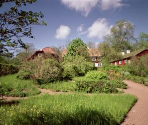 Gezicht op het huis van Carl Linnaeus, Hammarby, Uppsala, Zweden, foto