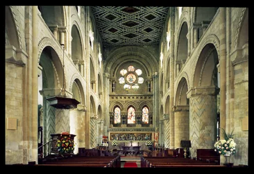 Uitzicht op het schip van de abdijkerk, Waltham Abbey, Essex