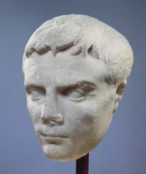 Augustus, marmeren hoofd, c.27-20 v.Chr.