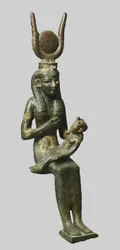 Bronzen standbeeld van de Egyptische godin
