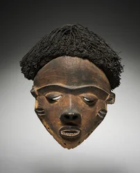 Vrouwelijk gezichtsmasker, Pende, begin 1900s