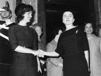 Jacqueline Kennedy met Carla Gronchi. Rome. 1962.