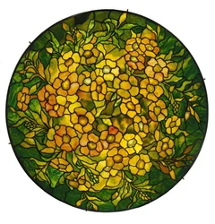 Verlichte schaduw van een fijne alamander loden glas en bronzen kroonluchter