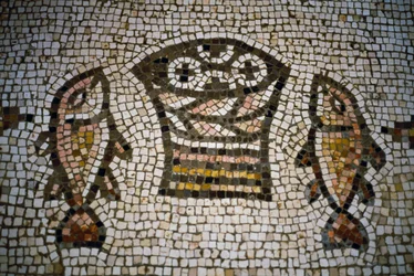 Broden en vissen, mozaïek in de kerk van de Vermenigvuldiging, 4e eeuw, Tabgha, Israël