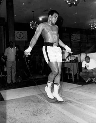 Muhammad Ali, 20 april