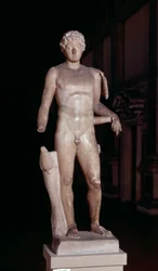 Standbeeld van een jongeling met de attributen van Mercurius, Romeins
