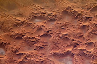 De Issaouane Erg in Algerije vanuit de ruimte, januari 2005