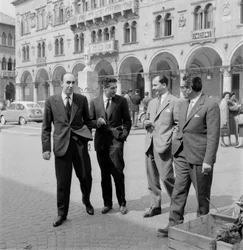 Varia: moorden in Alleghe (Belluno): Dino Conti, Sergio Saviane, avv. Massenz Campeis, avv. Gasperin - 1960