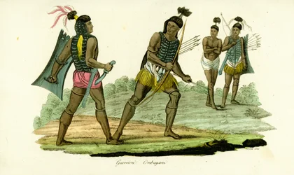 Krijgers in borstharnassen van het eiland Ombai (Ombay), Indonesië