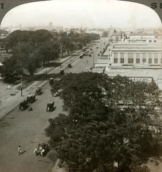 Chowringhee Road, Calcutta, India, ca. 1900s