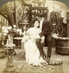 George Bewondert Ethels Mooie Teint