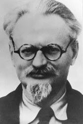 Leon Trotski, Russisch revolutionair en communistisch leider van de Sovjet-Unie (1879-1940), in Mexico, 1936, 57 jaar oud, Mexicaans politieportret.