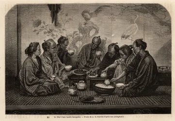 Bij het diner van een bourgeois familie, verzamelen mannen zich op een tatami, rond kleine koffietafels, eten rijst in een individuele kom en serveren vlees en groenten in een gemeenschappelijk gerecht, terwijl ze thee drinken, twee vrouwen verzorgen de be