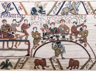 Bisschop Odo zegent het eten en de wijn, Bayeux Tapestry