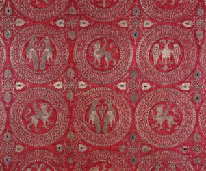 (detail)