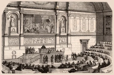 Binnenaanzicht van de Nationale Vergadering tijdens een zitting van de Kamer van Afgevaardigden, Parijs, Frankrijk