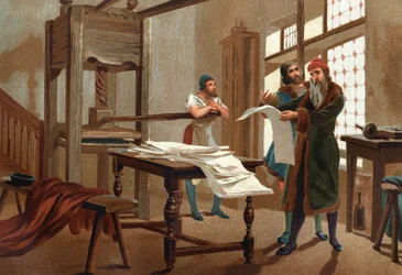 Johannes Gutenberg (1400-1468), Duitse drukker, drukt het eerste blad van de Bijbel. Naar Hombres y Mujeres célebres. Barcelona 1877.