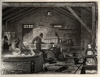 Zeepfabricage - De industrie van zeep - Zeepfabricage in een fabriek nabij Parijs, operaties van het koken van zeep en het gieten in vormen. Gravure in 