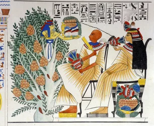 Nephtys, Egyptische godin, komt uit de mystieke boom en biedt voedsel aan de overledene - in 