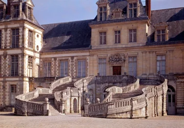 Renaissance architectuur: de grote trap van het kasteel van Fontainebleau