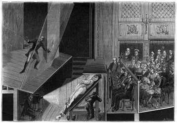 Wetenschappelijke shows: levende spectra. Beker van de kamer die het apparaat van ervaring toont met komiek die een geest bevecht. Gravure in 