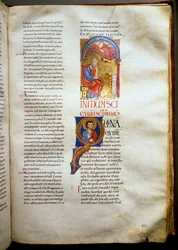 Het evangelie van Sint Lucas met de stier Pagina van een verluchte bijbel (Ms.721-Foglio 223r) uit het begin van de 12e eeuw