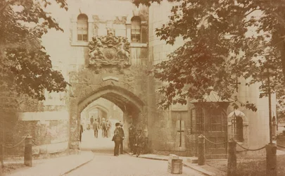 De middentoren, ca 1903 (ansichtkaart)