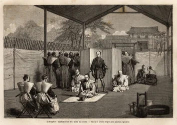Harakiri: veroordeling van een edelman tot rituele zelfmoord; veroordeeld zal hij, knielend op de witte mat, het mes gebruiken om zijn buik te openen, waarna de samoerai achter hem hem met een zwaard onthoofdt. Gravure ter illustratie van een reis naar