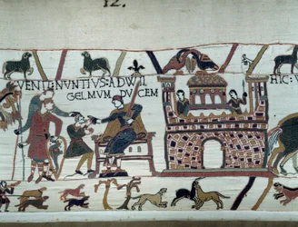 De boodschappers van de koning van Normandië Willem de Veroveraar (1027-1087) informeerden hem dat Harold, die uit Engeland kwam namens koning Edward de Belijder van Engeland, gevangen was genomen door graaf Guy de Ponthieu (detail)