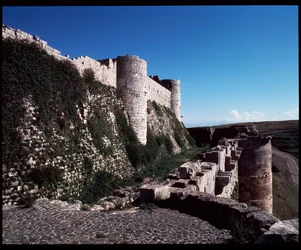 Uitzicht op de Krak des Ridders, Kruisvaarderskasteel, ca. 1100