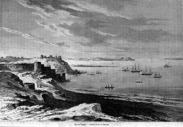Uitzicht op de baai van de versterkte stad Tanger en de kust, Marokko. Gravure uit 1860