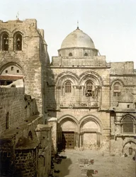 Gevel van het Heilig Graf. Jeruzalem. Fotochroom sd. 1890-1900.