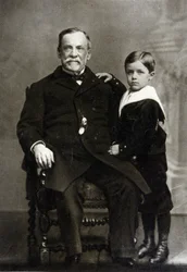 Portret van Louis Pasteur (1822 - 1895) en zijn kleinzoon Louis Pasteur Vallery-Radot in 1893